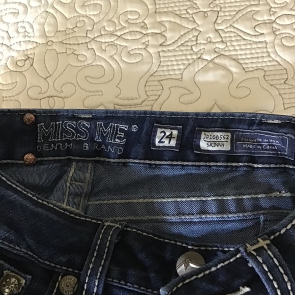 Miss Me Skinny Jeans - Picture 3 of 4
